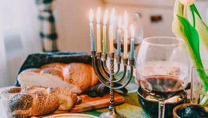 防守加强版的杜兰特？戴维斯三分7中6打服詹姆斯